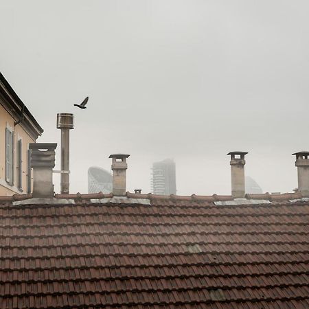 Urbino Apartment Luminoso E Centrale Milano Exteriör bild